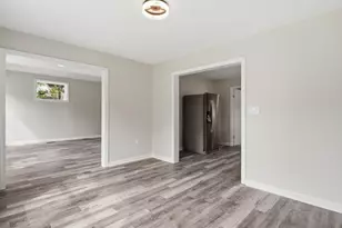 16 Beverly St, Dartmouth, MA 02747 - Photo 22