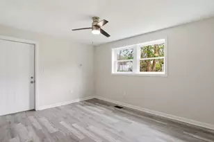 16 Beverly St, Dartmouth, MA 02747 - Photo 28