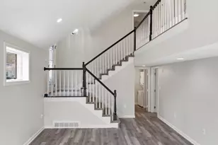 16 Beverly St, Dartmouth, MA 02747 - Photo 16