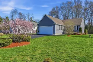 943 Stonegate Landing, Dighton, MA 02764 - Photo 2