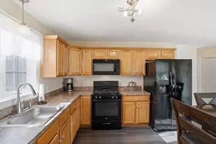 943 Stonegate Landing, Dighton, MA 02764 - Photo 8