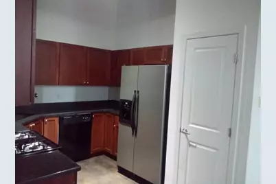 21 Illinois St #202, Worcester, MA 01610 - Photo 6