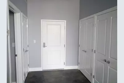 21 Illinois St #202, Worcester, MA 01610 - Photo 2