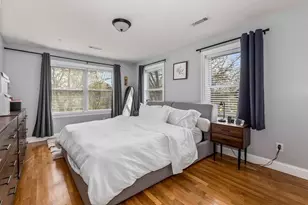 10 Irma St, Boston, MA 02124 - Photo 16