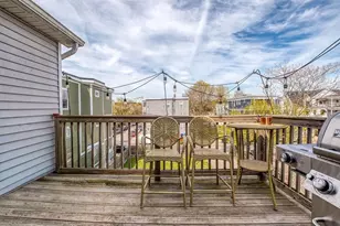 10 Irma St, Boston, MA 02124 - Photo 28