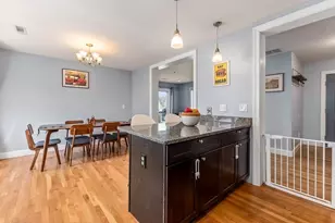 10 Irma St, Boston, MA 02124 - Photo 10