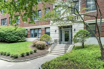 137 Englewood Ave #5, Boston, MA 02135 - Photo 32