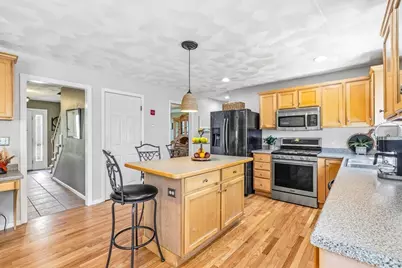 1 Tallowood Ln, Amesbury, MA 01913 - Photo 6
