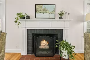 8 Myles Standish Rd, Boston, MA 02132 - Photo 10