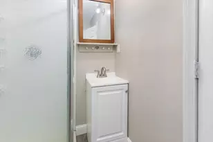 33 Garfield St, Lawrence, MA 01843 - Photo 8