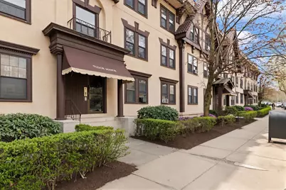 1718 Commonwealth Ave #8, Boston, MA 02135 - Photo 1