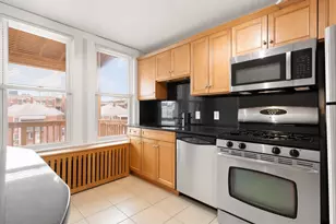 1718 Commonwealth Ave, Boston, MA 02135 - Photo 6