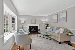 125 Hemlock Dr, Holliston, MA 01746 - Photo 2