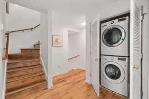 110 Coolidge Hill Rd, Watertown, MA 02472 - Photo 10