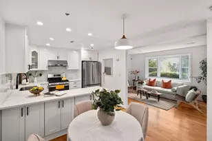 110 Coolidge Hill Rd, Watertown, MA 02472 - Photo 2