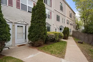 110 Coolidge Hill Rd, Watertown, MA 02472 - Photo 18