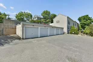 110 Coolidge Hill Rd, Watertown, MA 02472 - Photo 26