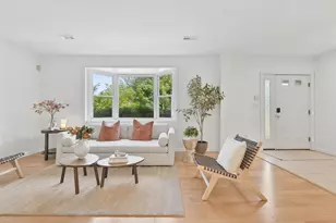 110 Coolidge Hill Rd, Watertown, MA 02472 - Photo 2