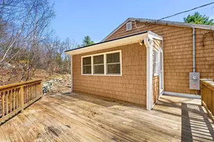 83 Thurlow St, Georgetown, MA 01833 - Photo 22