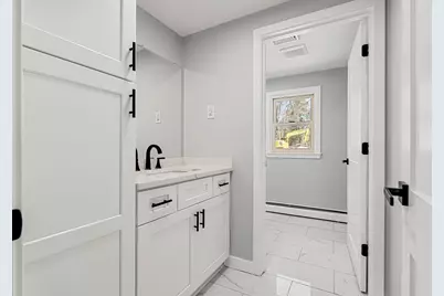 83 Thurlow St, Georgetown, MA 01833 - Photo 10