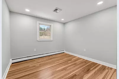 83 Thurlow St, Georgetown, MA 01833 - Photo 14