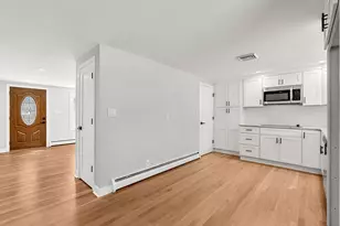 83 Thurlow St, Georgetown, MA 01833 - Photo 8