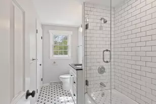 19 Hitchinpost Rd, Chelmsford, MA 01824 - Photo 16