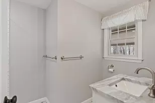 19 Hitchinpost Rd, Chelmsford, MA 01824 - Photo 22
