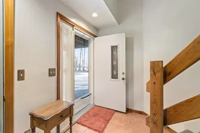 9 Eaton Ct #9, Haverhill, MA 01832 - Photo 4