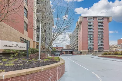 50 Longwood Ave #718, Brookline, MA 02446 - Photo 1