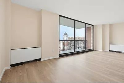 50 Longwood Ave #718, Brookline, MA 02446 - Photo 4