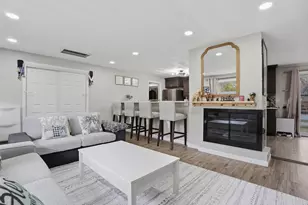 7 Edith Rd, Framingham, MA 01701 - Photo 8