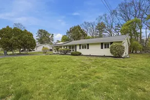 7 Edith Rd, Framingham, MA 01701 - Photo 4