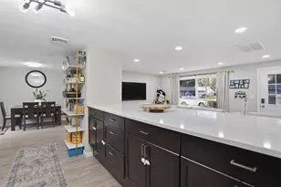 7 Edith Rd, Framingham, MA 01701 - Photo 16