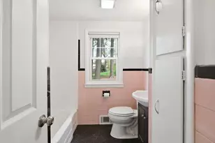 33 Overhill Dr, Springfield, MA 01129 - Photo 8
