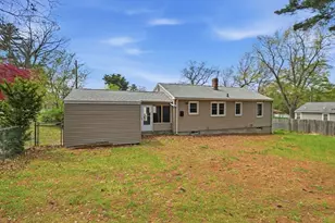 33 Overhill Dr, Springfield, MA 01129 - Photo 24