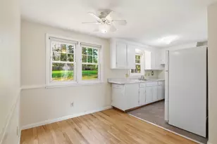 33 Overhill Dr, Springfield, MA 01129 - Photo 6