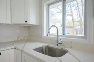 38 Marion St, Holbrook, MA 02343 - Photo 10