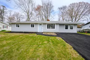 38 Marion St, Holbrook, MA 02343 - Photo 26