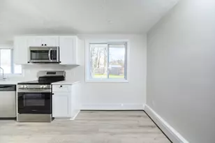 38 Marion St, Holbrook, MA 02343 - Photo 8