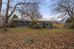 25 Spruce St, Milton, MA 02186 - Photo 16