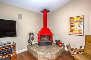 265 Fox Den Rd, Tolland, MA 01034 - Photo 20