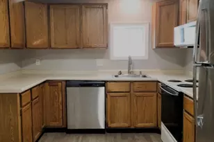 50 Root Pl, Pittsfield, MA 01201 - Photo 16