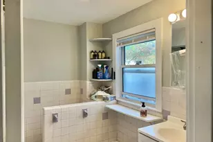 209 Riverside Ave, Medford, MA 02155 - Photo 14