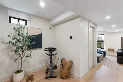 142A Metropolitan, Boston, MA 02131 - Photo 12