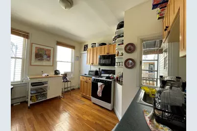 13-19 Houghton St, Somerville, MA 02143 - Photo 4