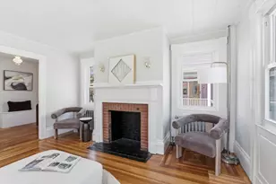 16 Pleasant St, Salem, MA 01970 - Photo 12