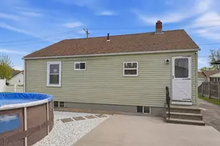54 Shaw Park Ave, Chicopee, MA 01013 - Photo 38