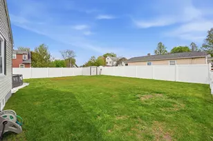 54 Shaw Park Ave, Chicopee, MA 01013 - Photo 34