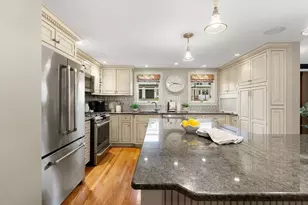 147 Charlton St, Arlington, MA 02476 - Photo 16